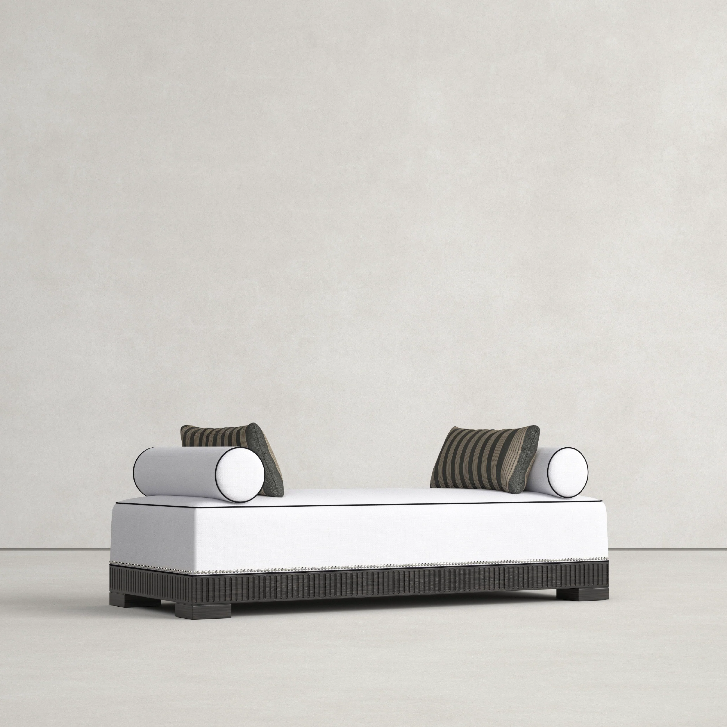 ENGLISH BENCH - Image 3