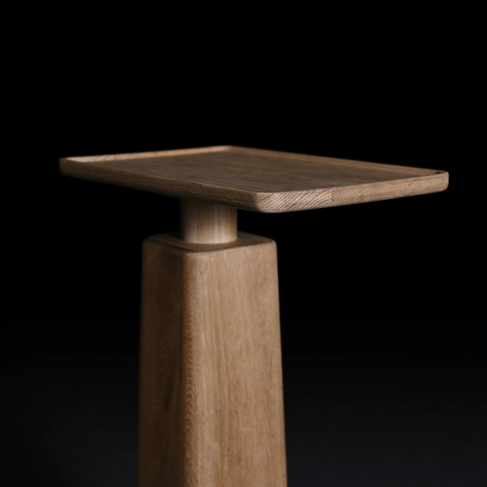 FLORENCE SIDE TABLE - Image 17
