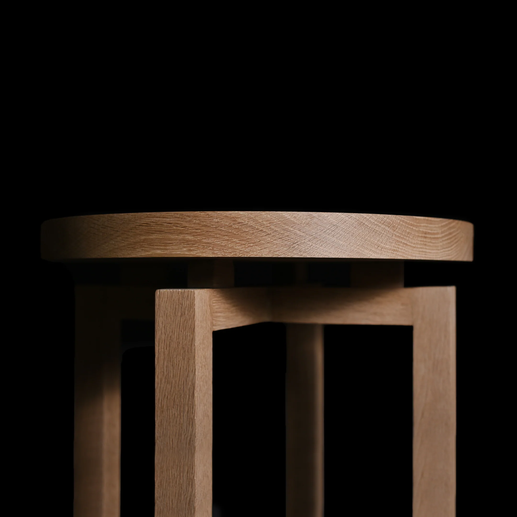 KUMA SIDE TABLE - Image 12