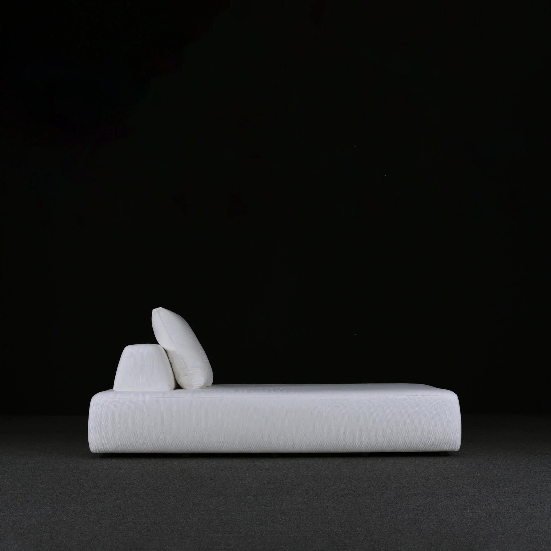 LUCAS CHAISE - Image 13