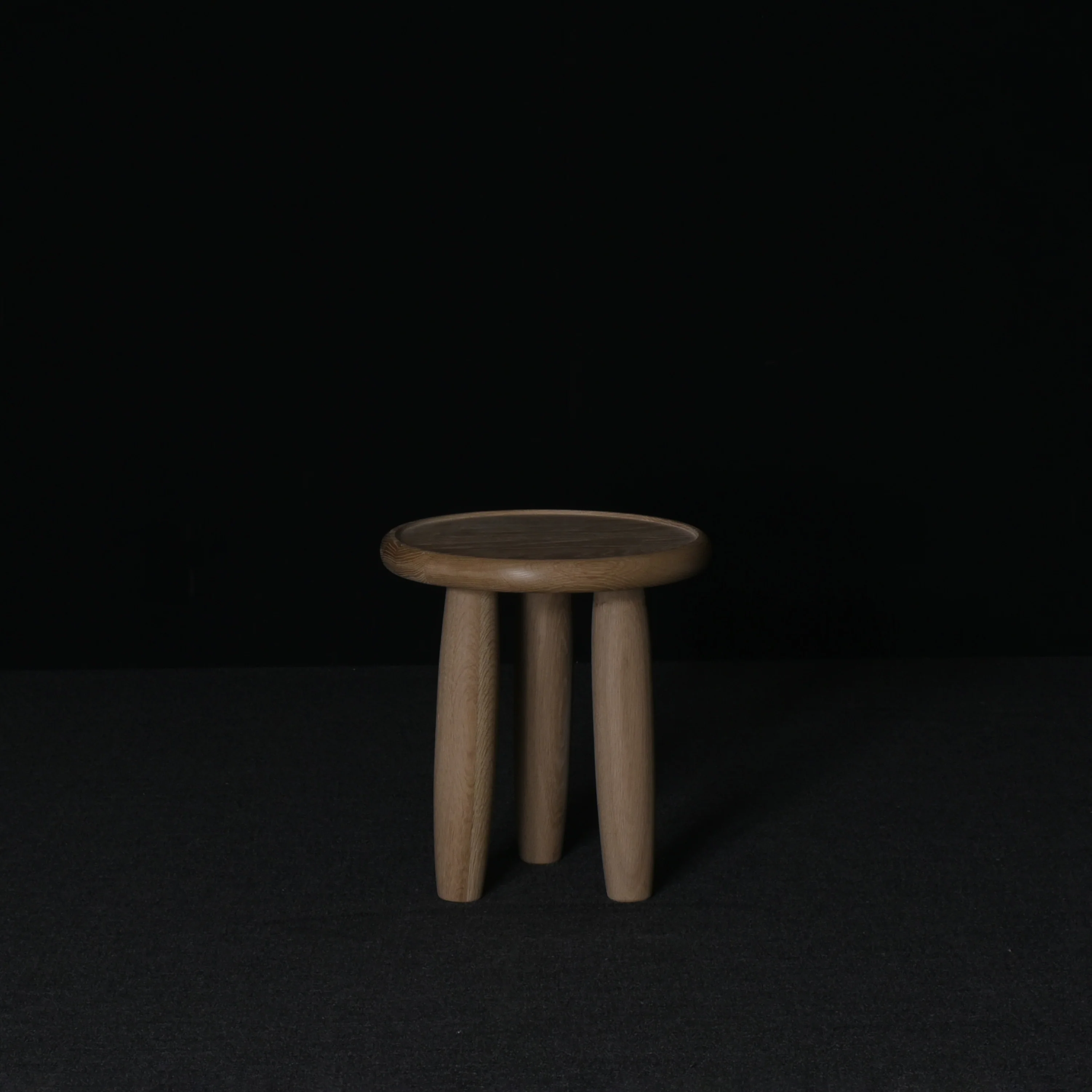 CHUFFY SIDE TABLE - Image 3